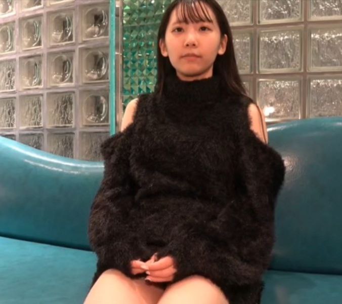 国产鲜肉小情侣首发啪啪新作-情侣装JQ啪啪操 漂亮美乳 换着姿势抽插 后入冲刺